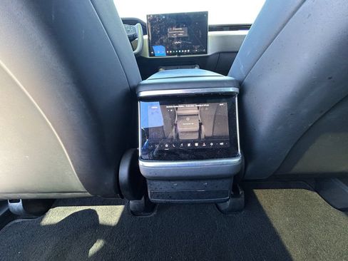 Used 2022 Tesla Model X AWD/4WD image 9