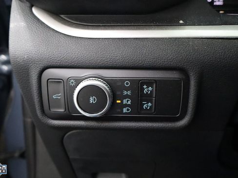 Used 2021 Ford Explorer XLT w/ Equipment Group 202A image 12