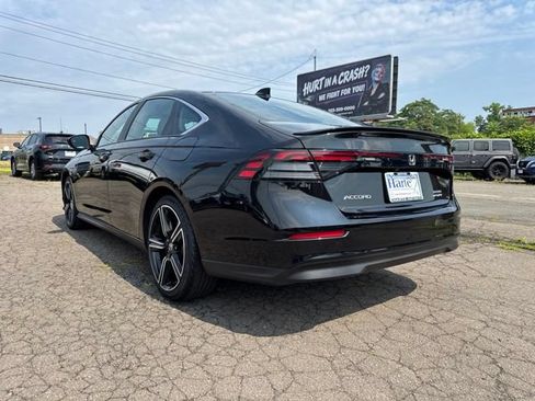 Used 2025 Honda Accord Sport image 5