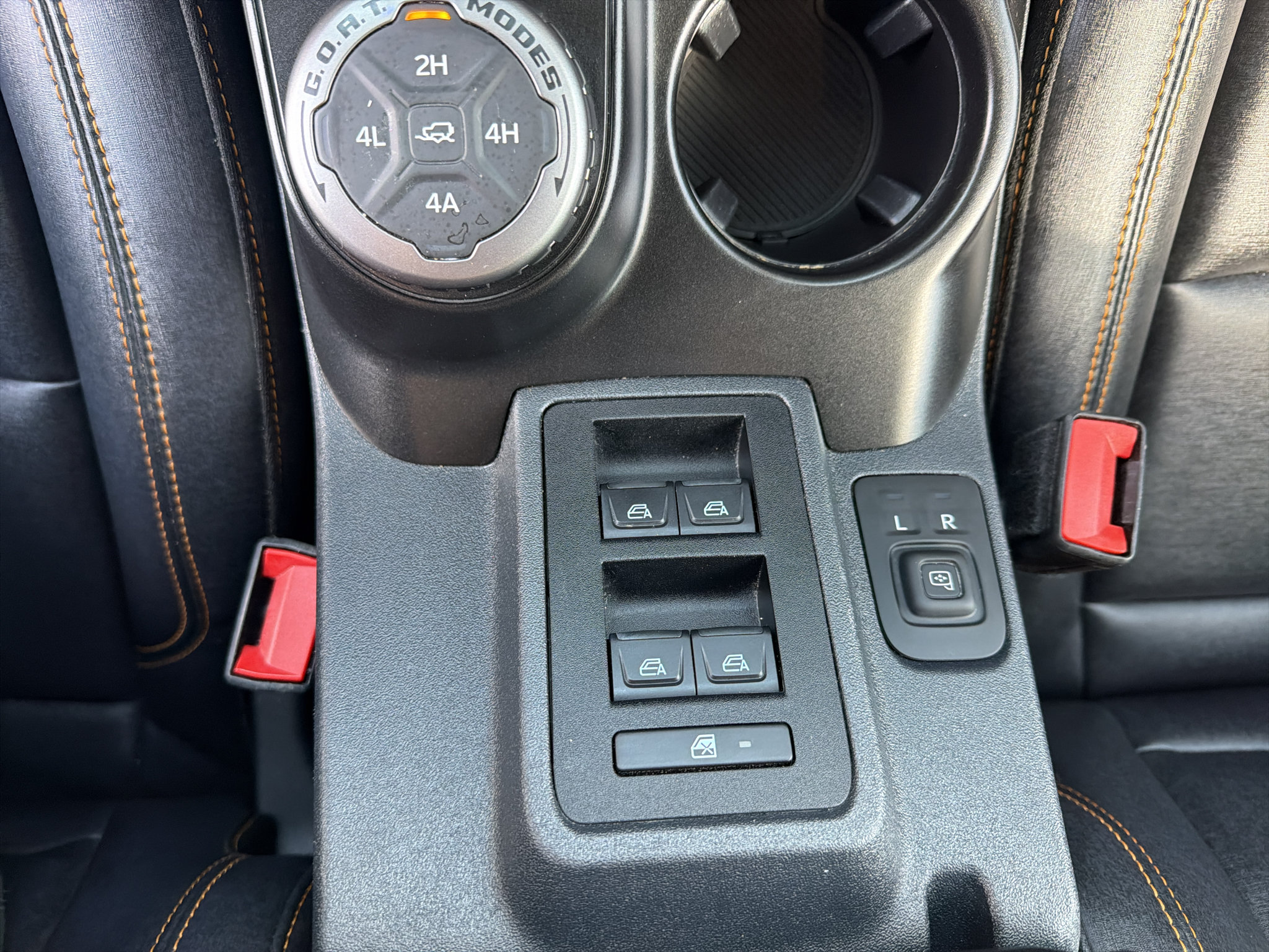 Used 2023 Ford Bronco Badlands AWD/4WD image 15