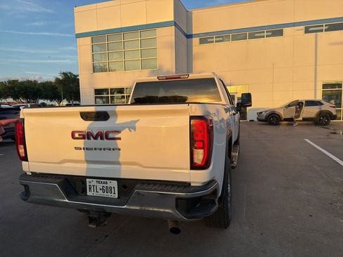 Used 2020 GMC Sierra 2500 4x4 Crew Cab w/ Convenience Package image 4