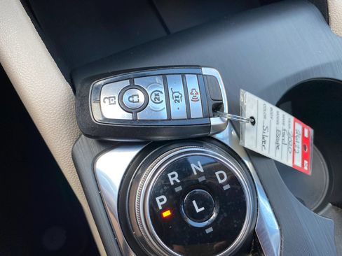 Used 2020 Ford Escape SEL AWD/4WD image 23