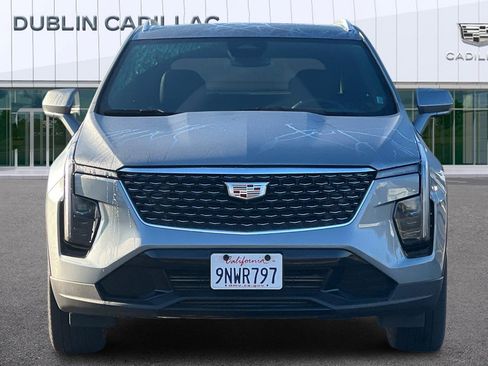 Certified 2025 Cadillac XT4 Premium Luxury image 9