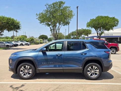 Used 2025 Chevrolet Equinox LT AWD/4WD image 9