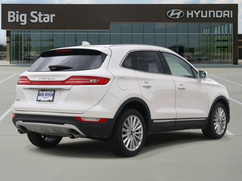 Used 2019 Lincoln MKC Premiere FWD image 4