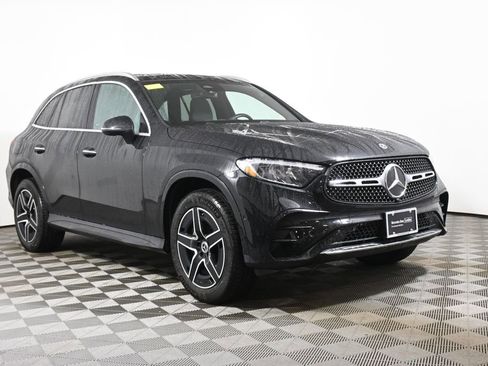 Certified 2026 Mercedes-Benz GLC 300 4MATIC image 9