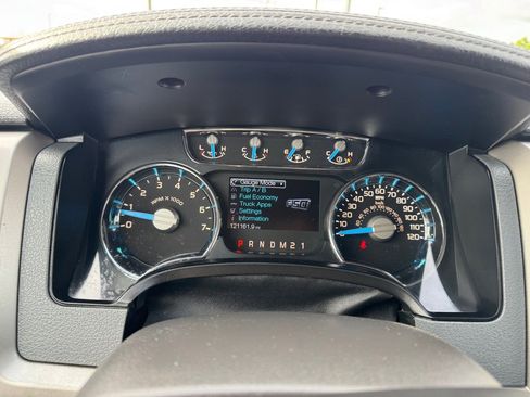 Used 2014 Ford F150 Lariat w/ Equipment Group 502A Luxury AWD/4WD image 28