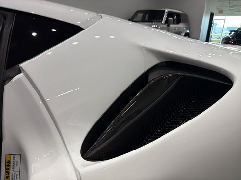 Used 2023 Ferrari SF90 Stradale image 15