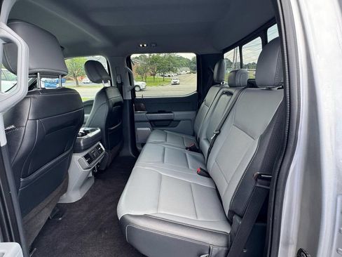 Used 2021 Ford F150 Lariat w/ Equipment Group 502A High AWD/4WD image 21