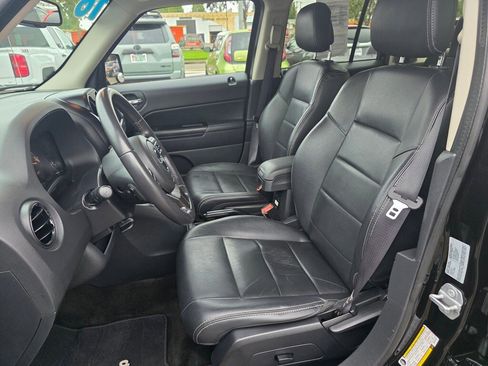 Used 2016 Jeep Patriot Sport image 7