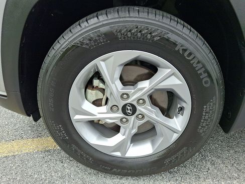 Used 2024 Hyundai Tucson SE AWD/4WD image 9