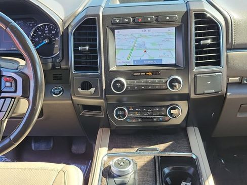Certified 2021 Ford Expedition Max Limited image 30
