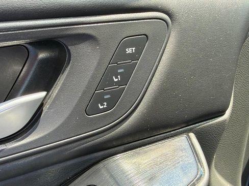 Used 2023 Nissan Rogue SL AWD/4WD image 18