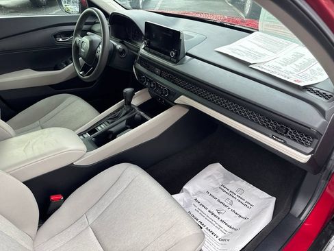 Used 2024 Honda Accord LX image 33