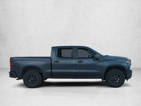 Used 2020 Chevrolet Silverado 1500 Custom w/ Custom Convenience Package image 3