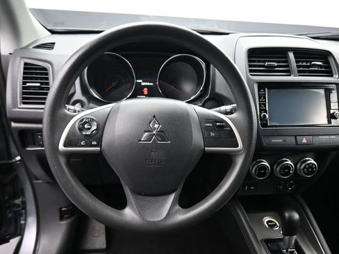 Used 2023 Mitsubishi Outlander Sport ES image 13