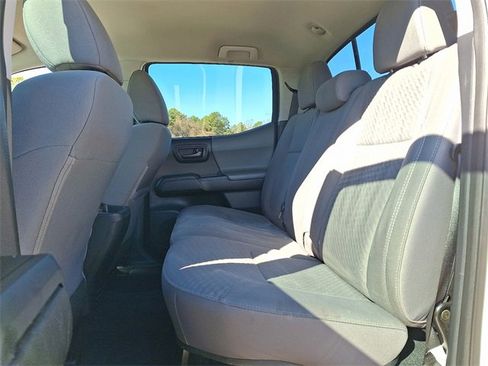 Used 2020 Toyota Tacoma SR image 10