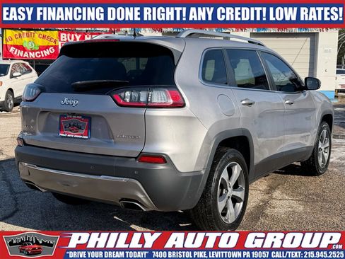 Used 2019 Jeep Cherokee Limited image 8