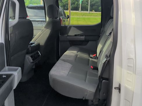 Used 2023 Ford F150 XLT AWD/4WD image 12