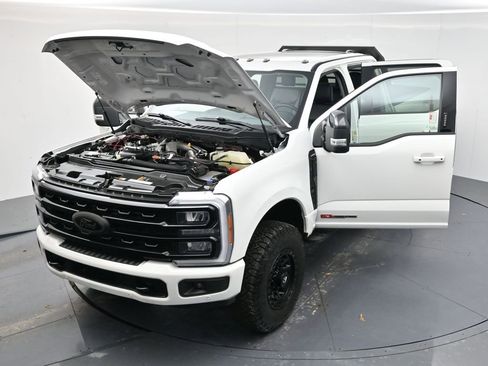 Used 2023 Ford F350 Lariat w/ Lariat Ultimate Package image 59