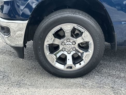 Used 2022 RAM 1500 Big Horn AWD/4WD image 11