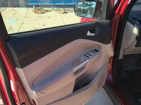 Used 2015 Ford Escape Titanium image 36