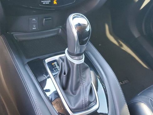 Used 2017 Nissan Rogue SL image 30
