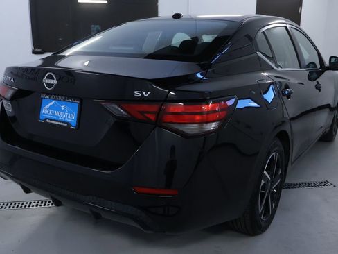 Used 2024 Nissan Sentra SV image 7