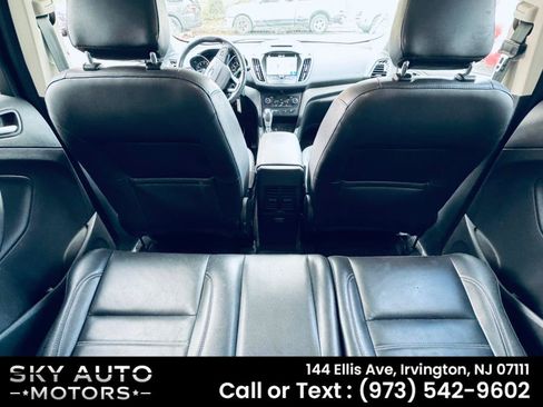 Used 2018 Ford Escape SEL w/ Ford Safe & Smart Package AWD/4WD image 10