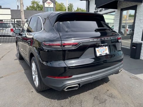 Used 2019 Porsche Cayenne image 8