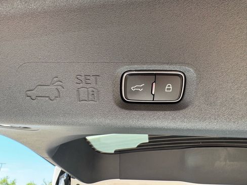 New 2025 Lincoln Navigator L Reserve w/ Jet Appearance Package image 22