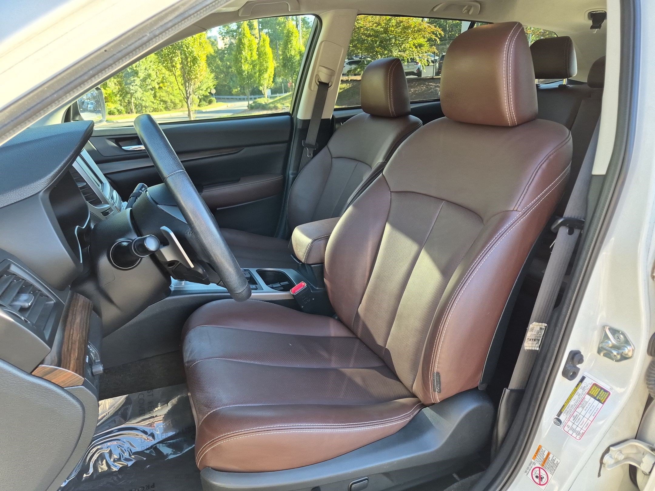 Used 2013 Subaru Outback 2.5i Limited w/ Special Appearance Pkg AWD/4WD image 16