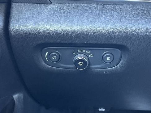 Certified 2021 Chevrolet Traverse Premier w/ Redline Edition FWD image 13