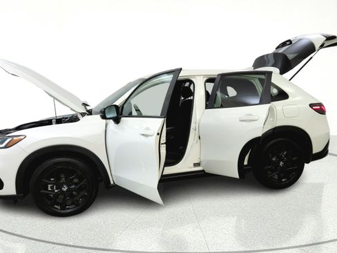 Used 2023 Honda HR-V Sport image 11