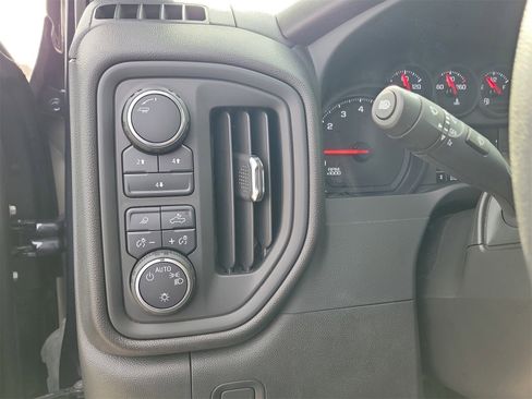 Used 2024 Chevrolet Silverado 2500 Custom w/ Custom Value Package image 20