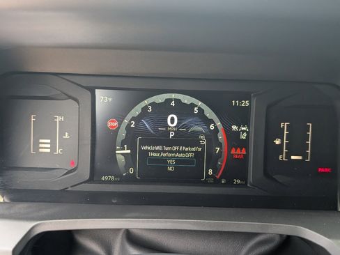 Used 2025 Toyota Tacoma SR5 AWD/4WD image 19