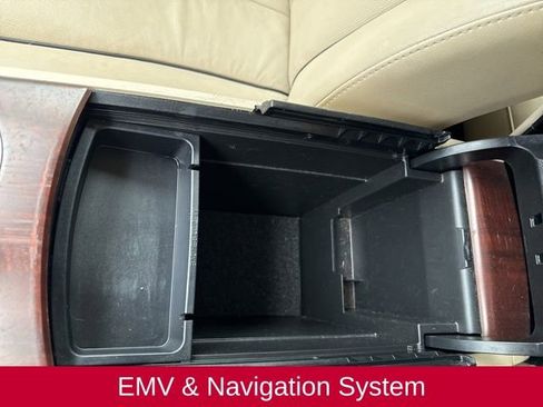 Used 2012 Toyota Venza Limited image 29