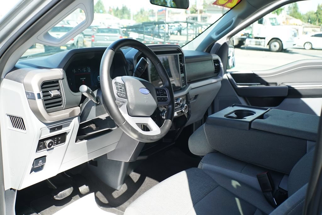 Used 2025 Ford F150 XLT w/ Equipment Group 301A Standard AWD/4WD image 18