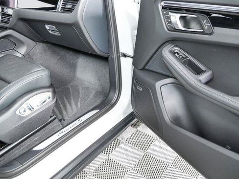 New 2026 Porsche Macan S AWD/4WD image 26