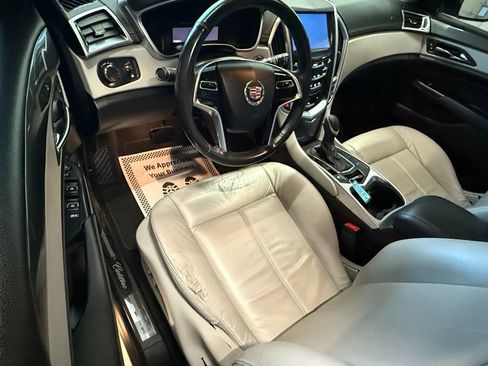 Used 2015 Cadillac SRX FWD image 15