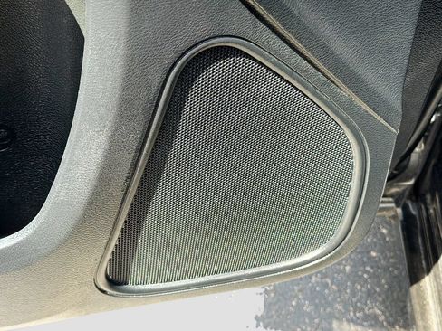 Used 2023 Dodge Charger SXT RWD image 18