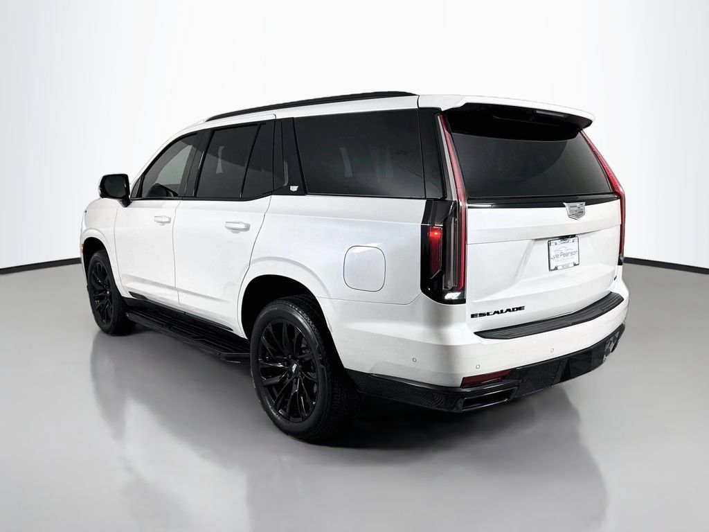Used 2024 Cadillac Escalade Sport Platinum w/ LPO, ONYX Package AWD/4WD image 3