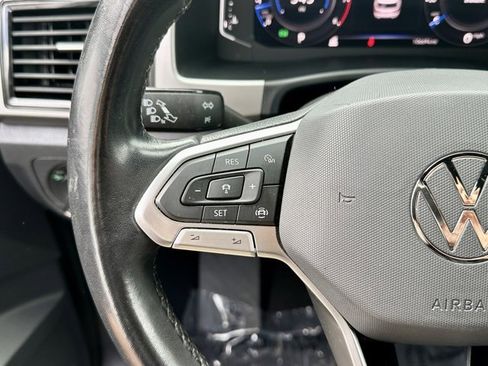 Used 2020 Volkswagen Atlas Cross Sport SEL image 34