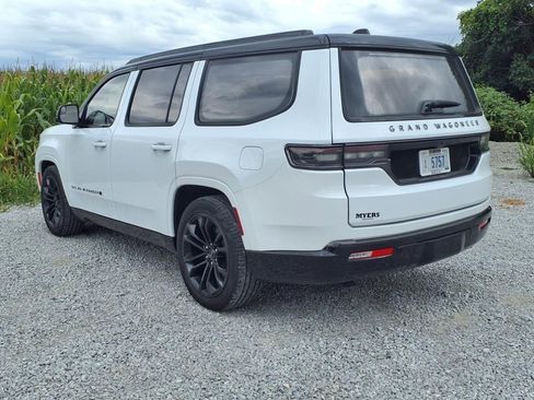 Used 2024 Jeep Grand Wagoneer Series III w/ Rear Seat Video Group 1 image 36