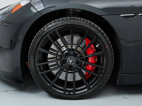 Certified 2024 Maserati GranTurismo Modena image 31