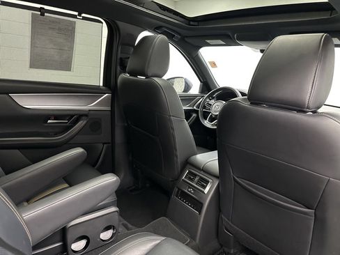 Certified 2024 MAZDA CX-90 3.3 Turbo S w/ Premium Package AWD/4WD image 32