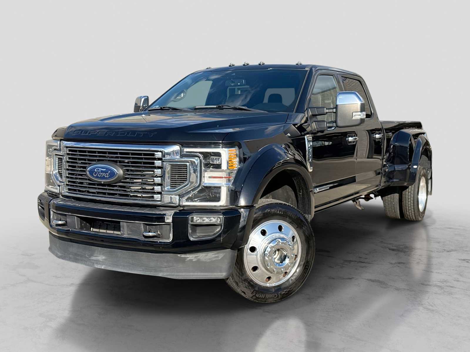 Used 2020 Ford F450 Platinum w/ FX4 Off-Road Package AWD/4WD image 1