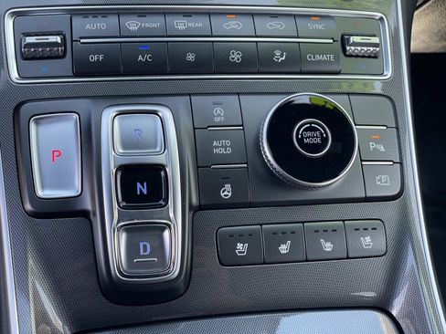 Certified 2022 Hyundai Santa Fe Calligraphy w/ Cargo Package image 15