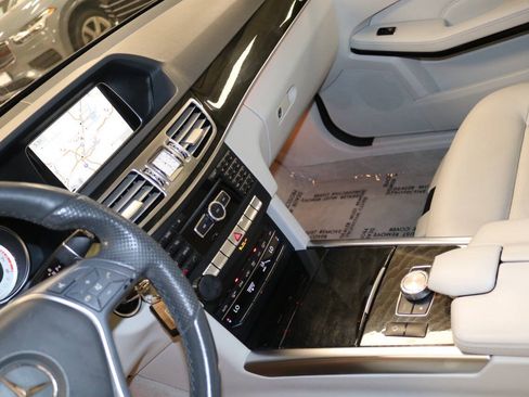 Used 2015 Mercedes-Benz E 350 Sedan image 61