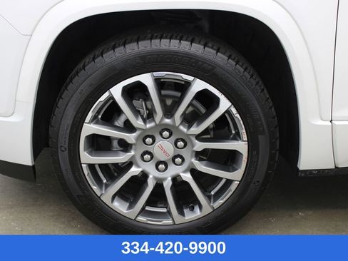 Used 2023 GMC Acadia Denali w/ Denali Ultimate Package image 30